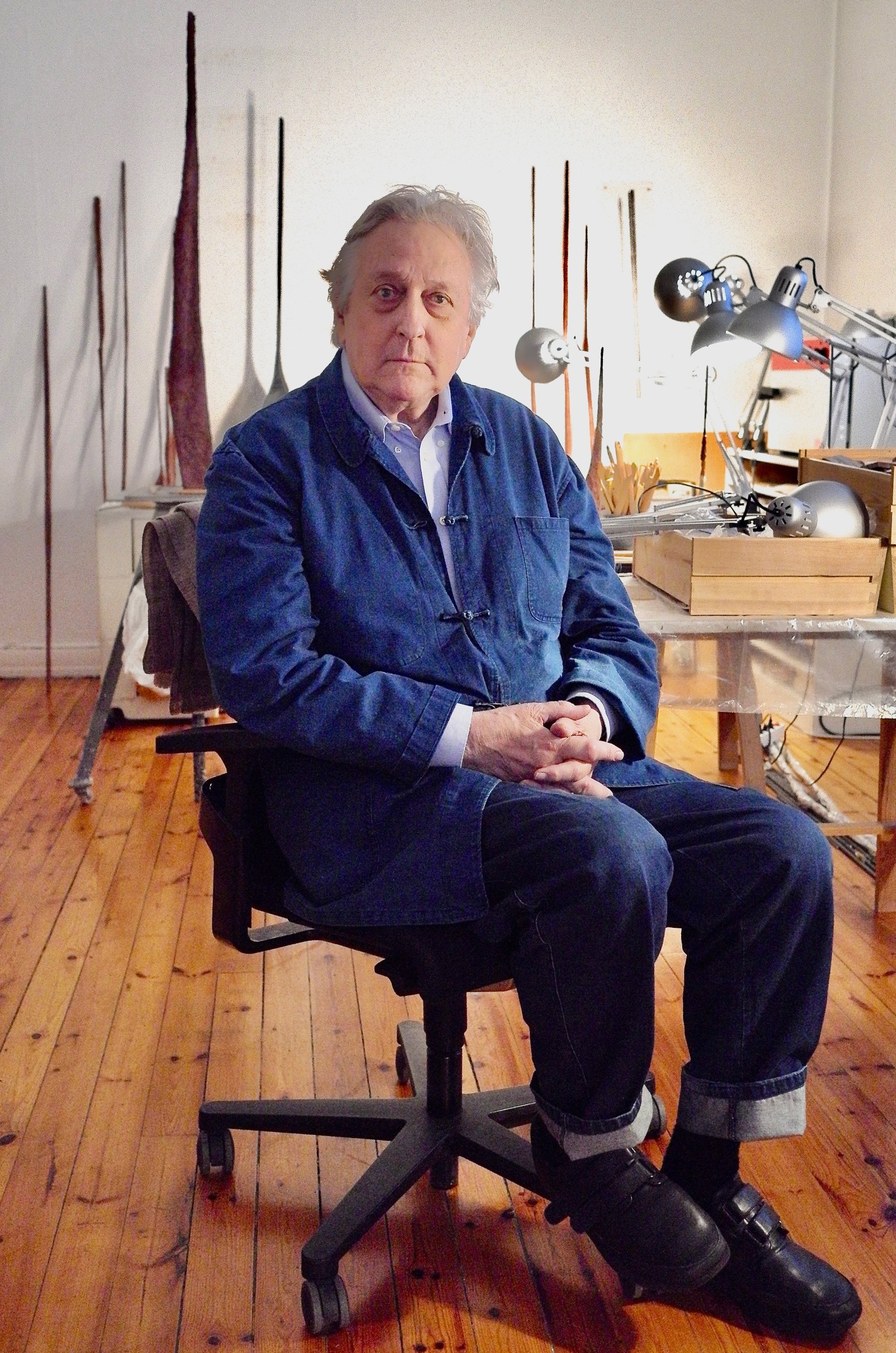 Jan Groth i atelieret. Foto: Stig Andersen.